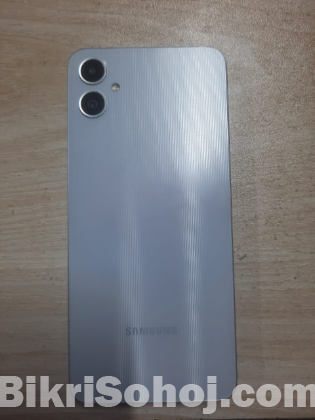 Samsung Galaxy A05